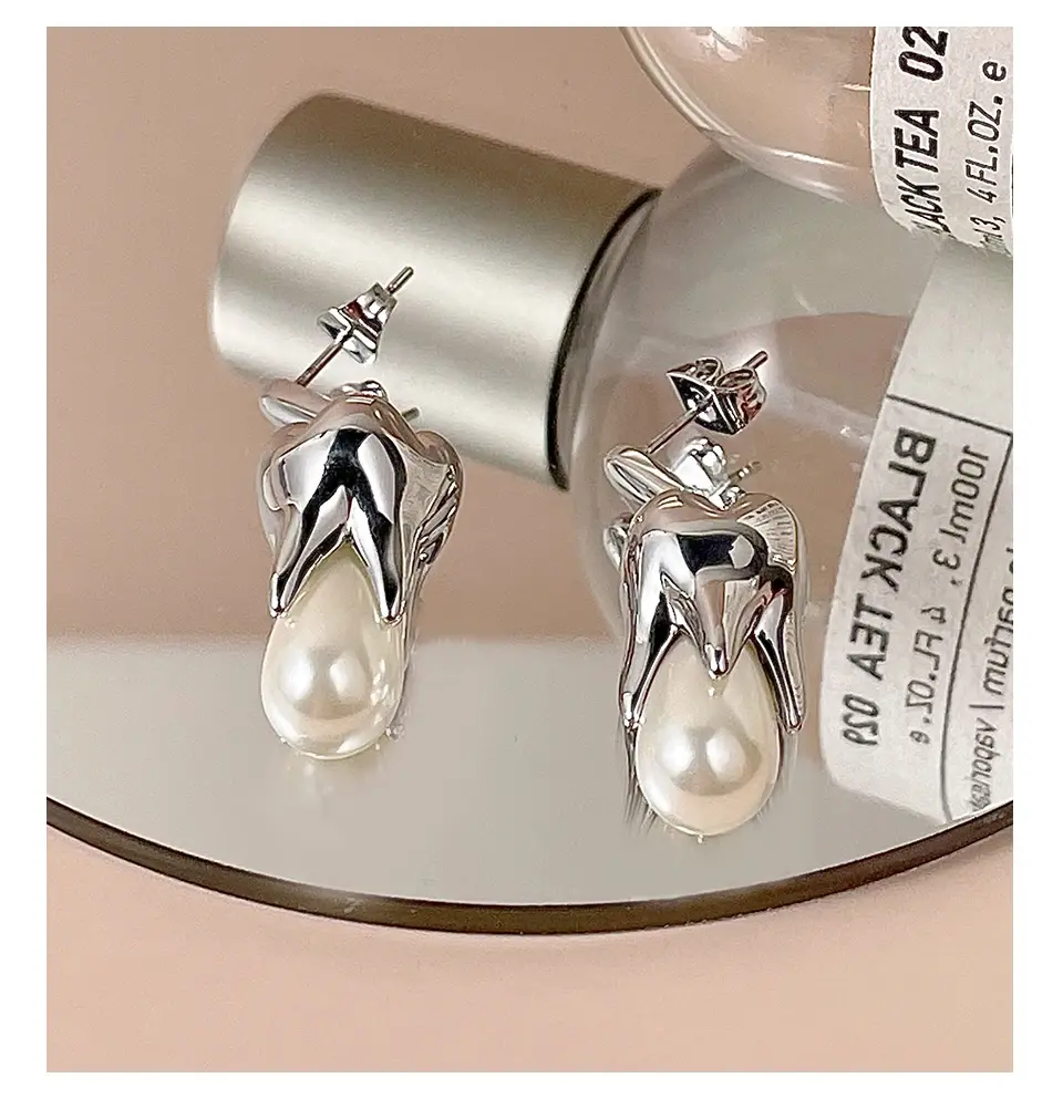 ENFASHION Trendy Teeth Pearl Drop Earrings For Women Gold Color Earings Fashion Jewelry Wedding Pendientes Birthday Party 211285