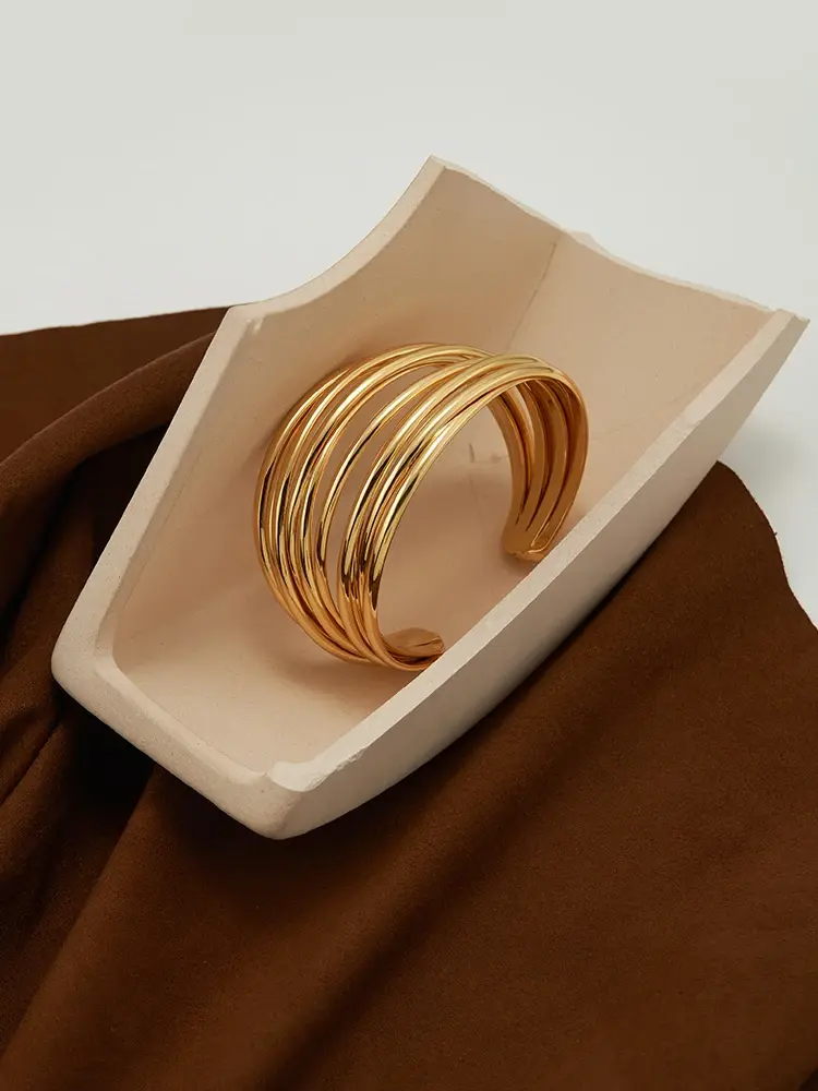 ENFASHION Pulseras Curved Coil Cuff Bracelet For Women's Brass 18K Gold Plated Fashion Jewelry Travel Cocktail Birthday B242446