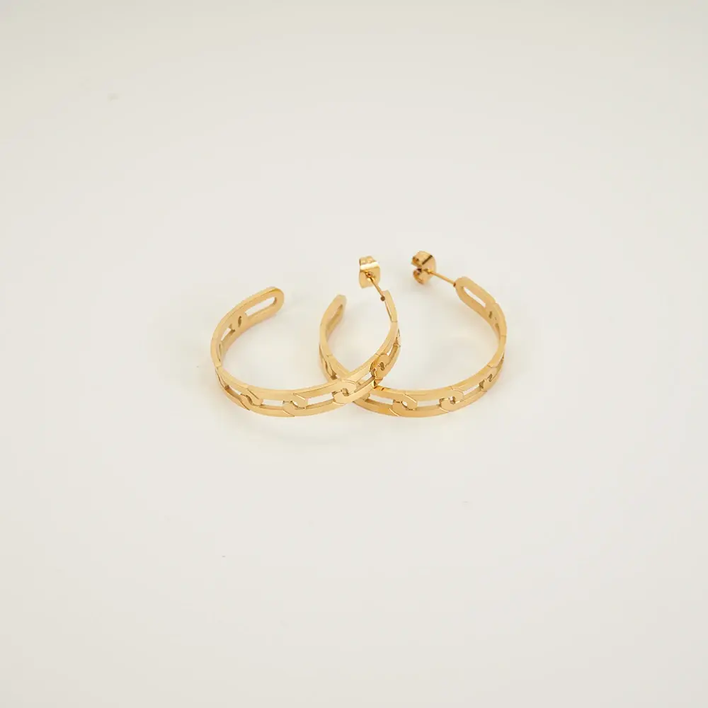 Enfashion Pure Cutout C Hoop Earrings Gold Color Stainless Steel Hoops Earings For Women Fashion Jewelry Aros Dropship E231488