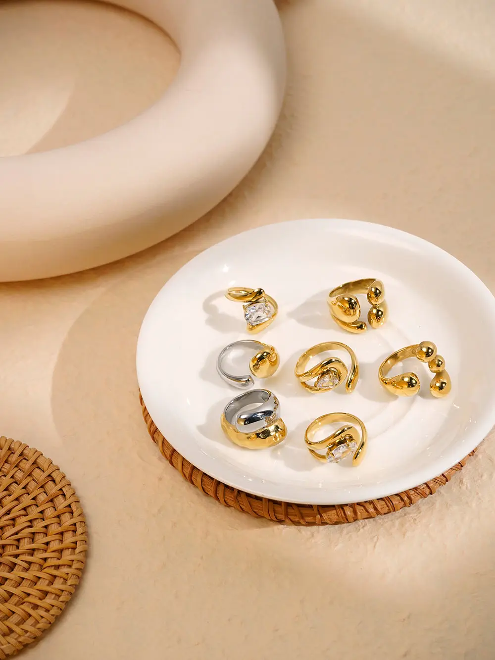 ENFASHION 18K Gold Plated Stainless Steel Jewelry Water Drop Zircon Unique Personalized Finger Rings Waterproof for Woman Ring R254475
